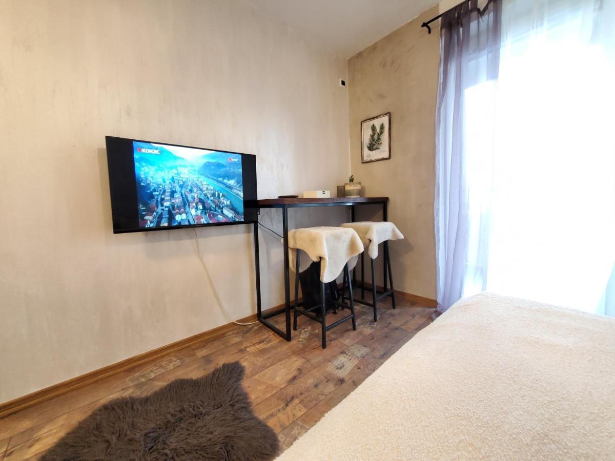 Sleep And Drive Cosy Apartment Sarajevo Luaran gambar