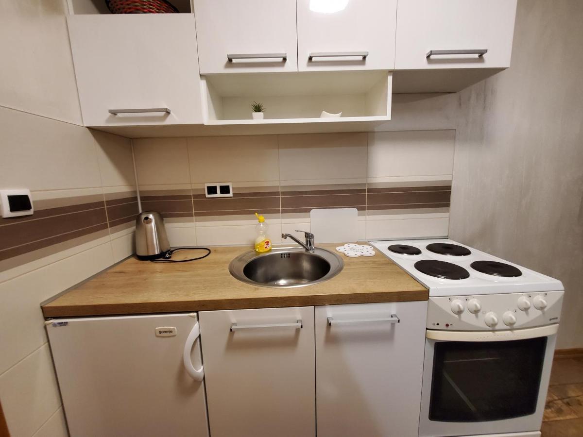 Sleep And Drive Cosy Apartment Sarajevo Luaran gambar